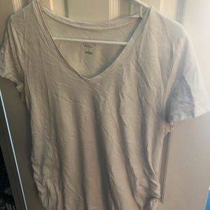 White short sleeve maternity tee shirt